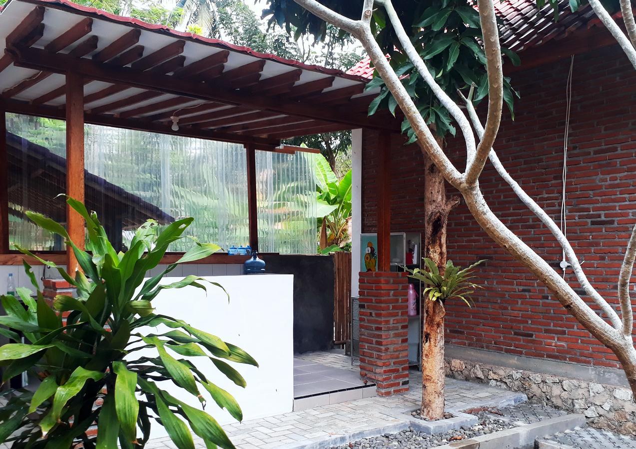 Ragha Homestay Batukaras Exterior photo
